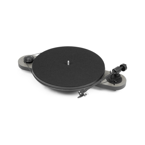 Pro-Ject Elemental Silver по цене 35 189 ₽