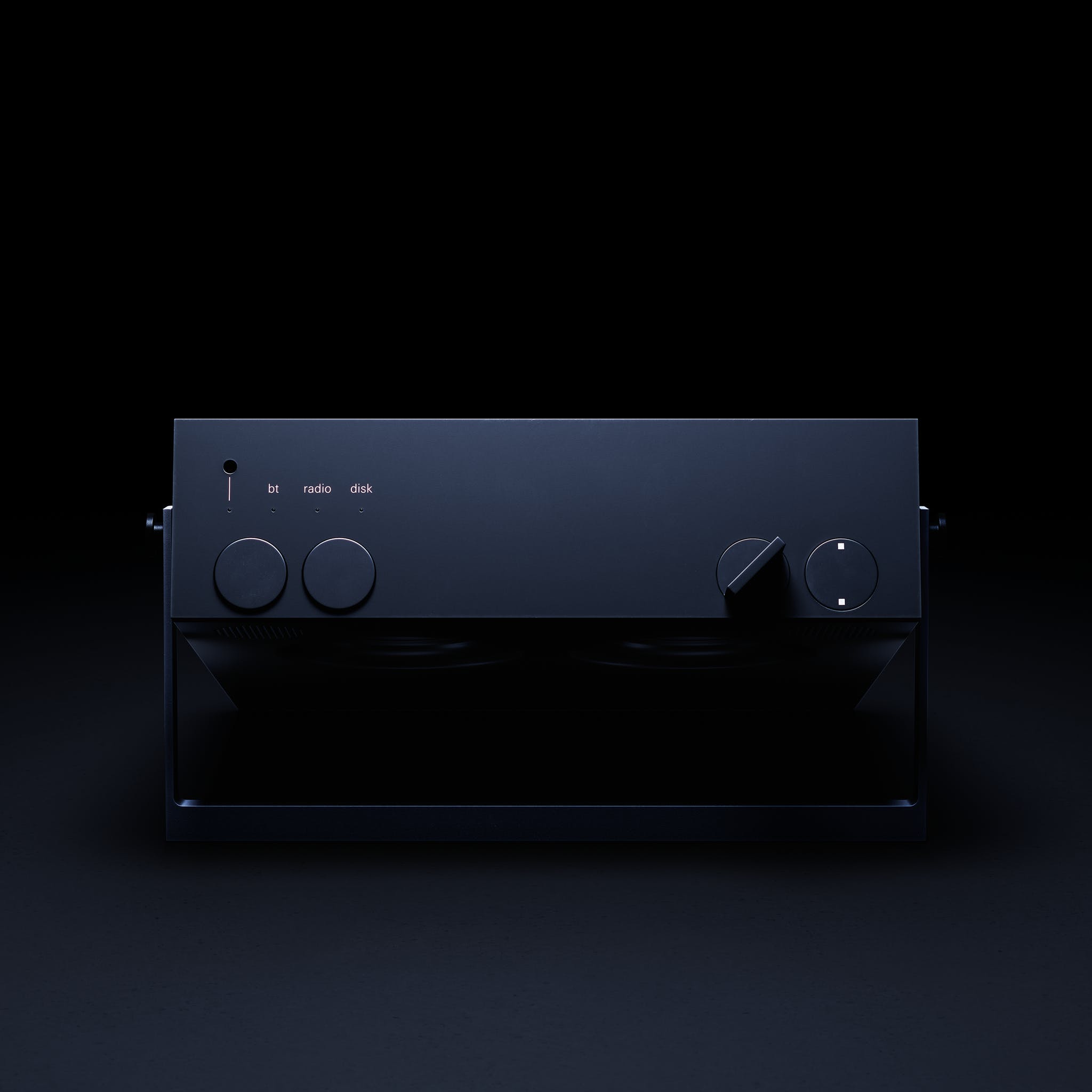 Teenage Engineering OB-4 Black по цене 59 000 ₽