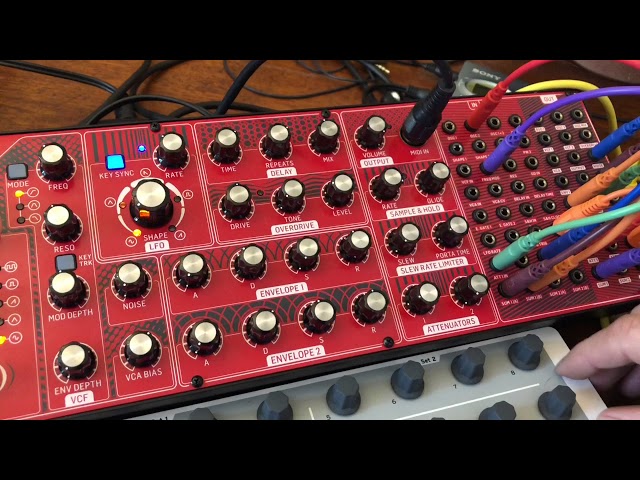 Behringer Neutron по цене 40 900 ₽