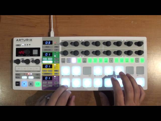 Arturia BeatStep Pro по цене 36 000 ₽