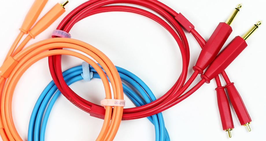 DJTT Chroma Cables Audio 1/4 - RCA Blue по цене 2 750 ₽