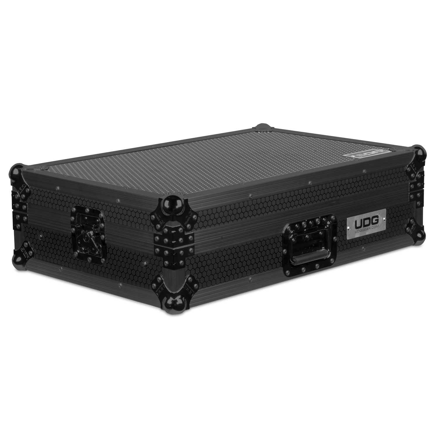 UDG Ultimate Flight Case NI Traktor Kontrol S8 Black Plus по цене 25 300 ₽
