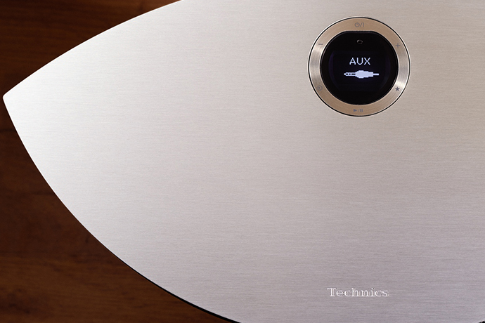 Technics SC-C50 White/Silver по цене 119 490 ₽