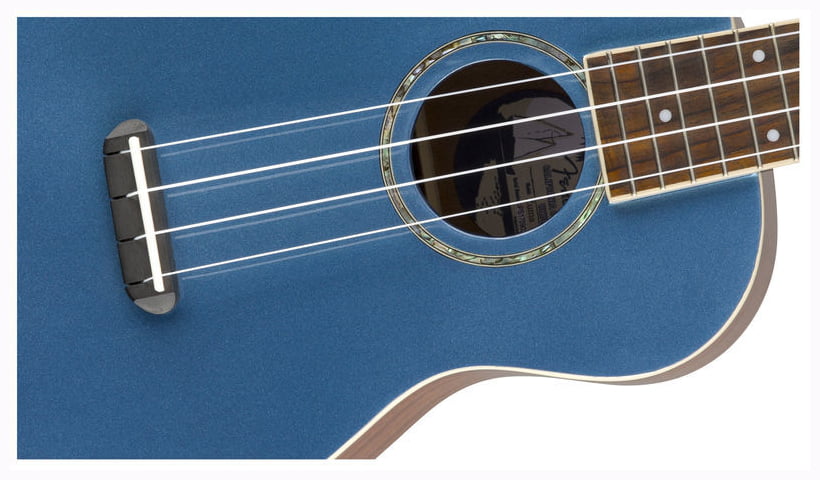 Fender Zuma Classic Ukulele Lake Placid Blue по цене 20 680 ₽