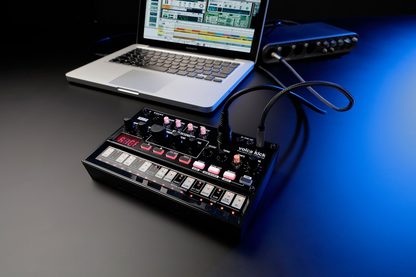Korg Volca Kick по цене 15 700 ₽