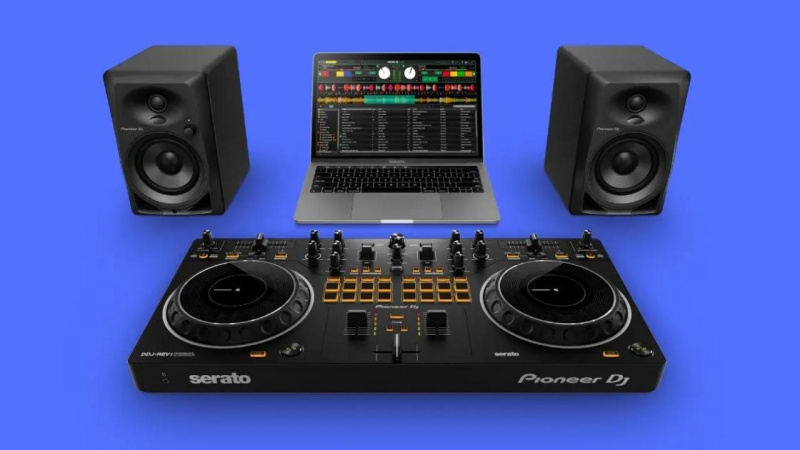 Pioneer DJ | Обзор нового контроллера для Serato DDJ-REV1
