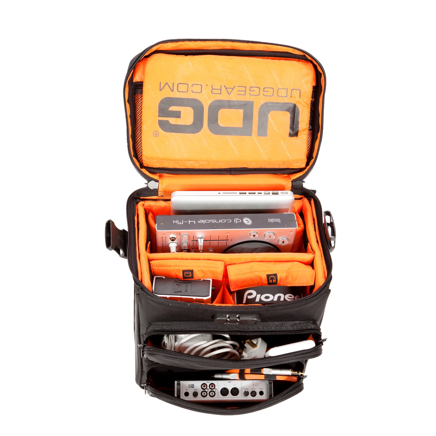 UDG Ultimate Digi Trolley To Go Black/Orange Inside по цене 16 100 ₽