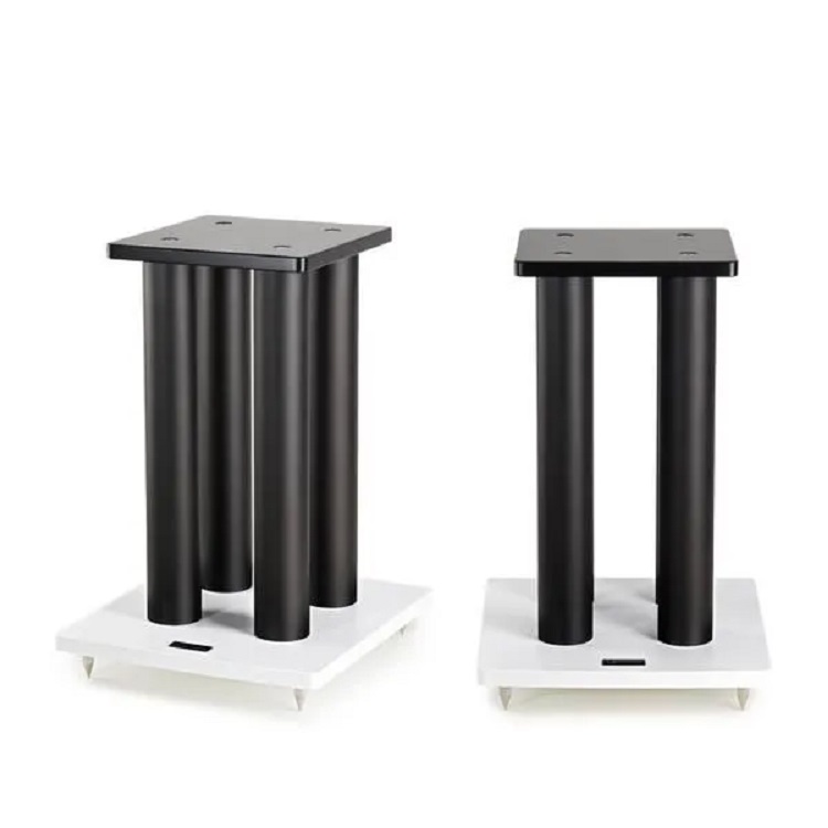 Radiotehnika T4B Black/White по цене 33&nbsp;990.00 ₽