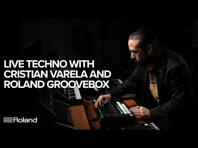 Roland MC-707 по цене 125 050 ₽
