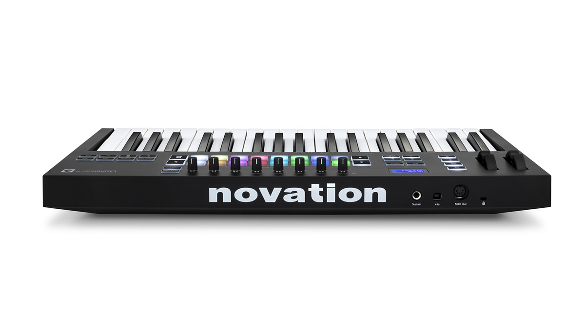 Novation Launchkey 37 MK3 по цене 29 100 ₽