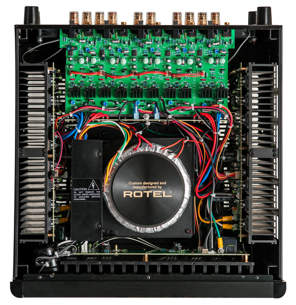 Rotel RMB-1585 Black по цене 330 000 ₽