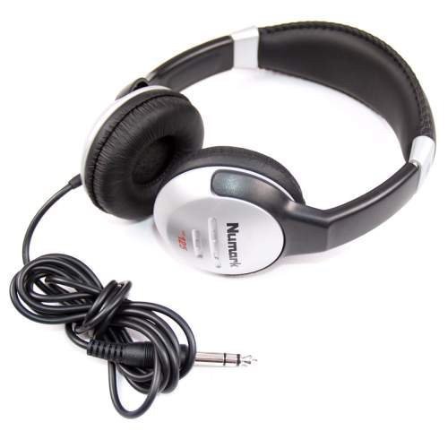 Numark HF125 DJ по цене 2 900 ₽