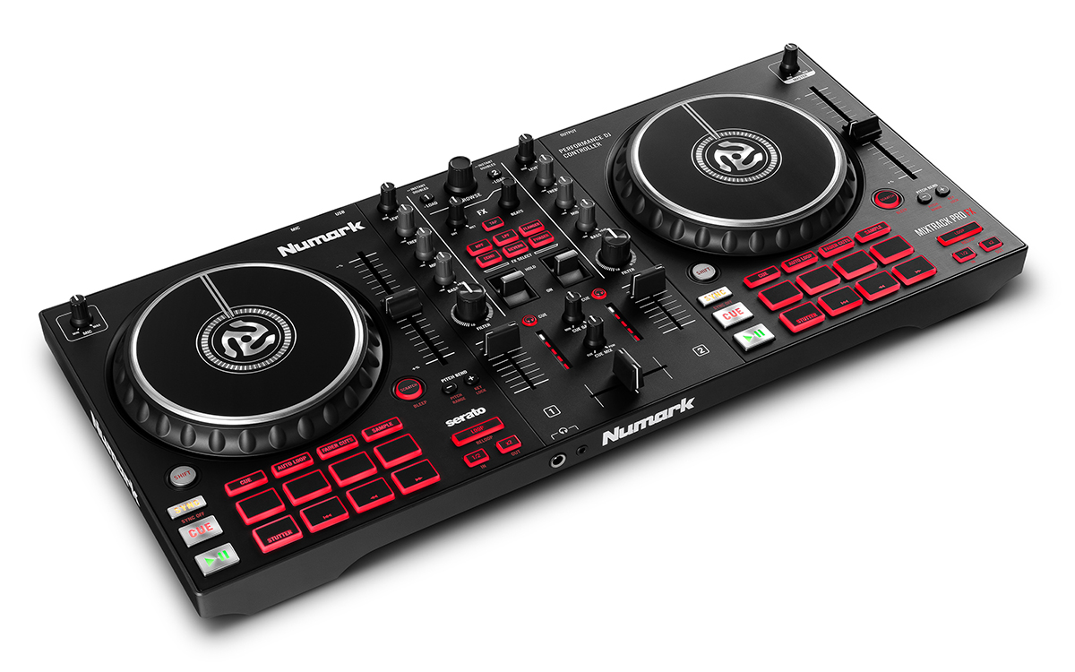 Numark Mixtrack Pro FX по цене 33 300 ₽