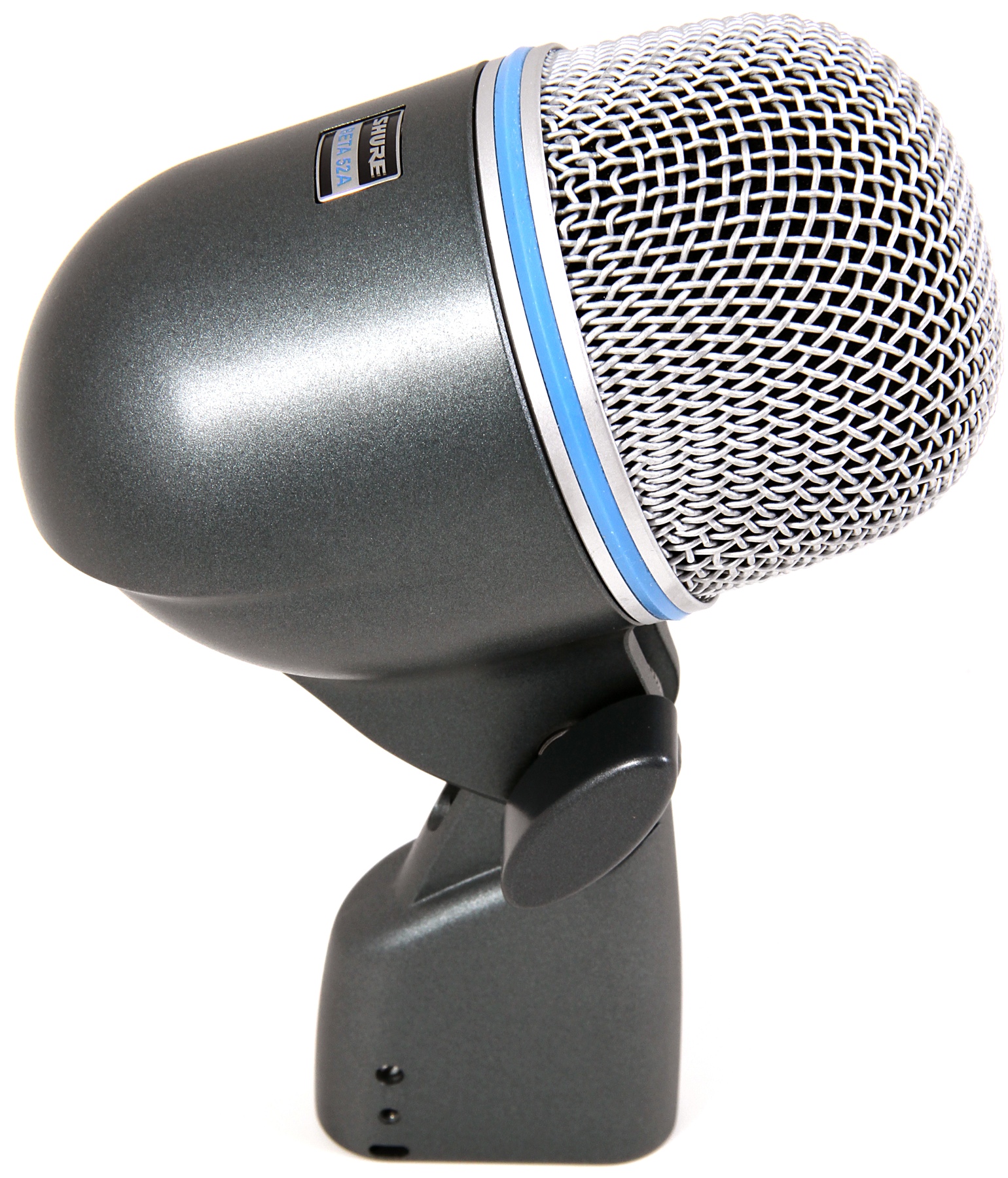 Shure BETA 52A по цене 40 750 ₽