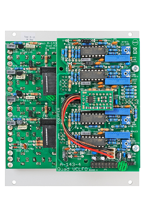 Doepfer A-143-4 Quad VCLFO/VCO по цене 27 000 ₽