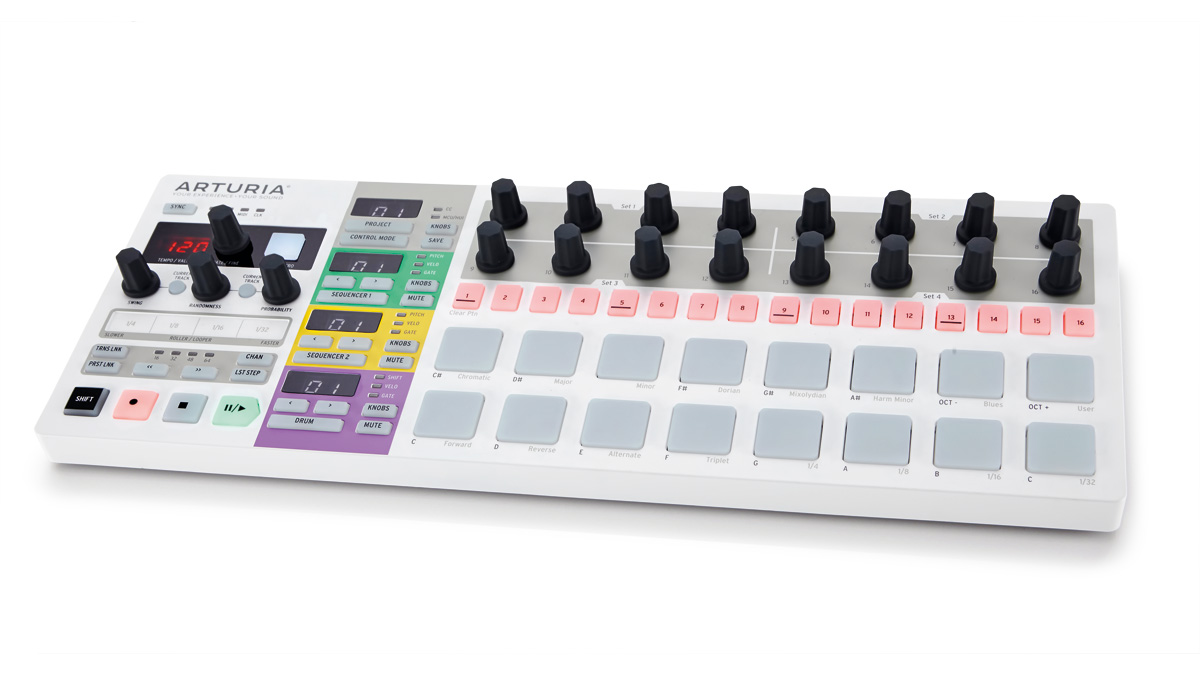 Arturia BeatStep Pro по цене 39 500 ₽