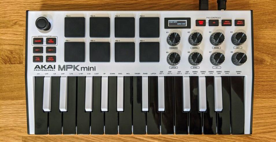 AKAI показали обновленную модель доступного контроллера MPK Mini mk3