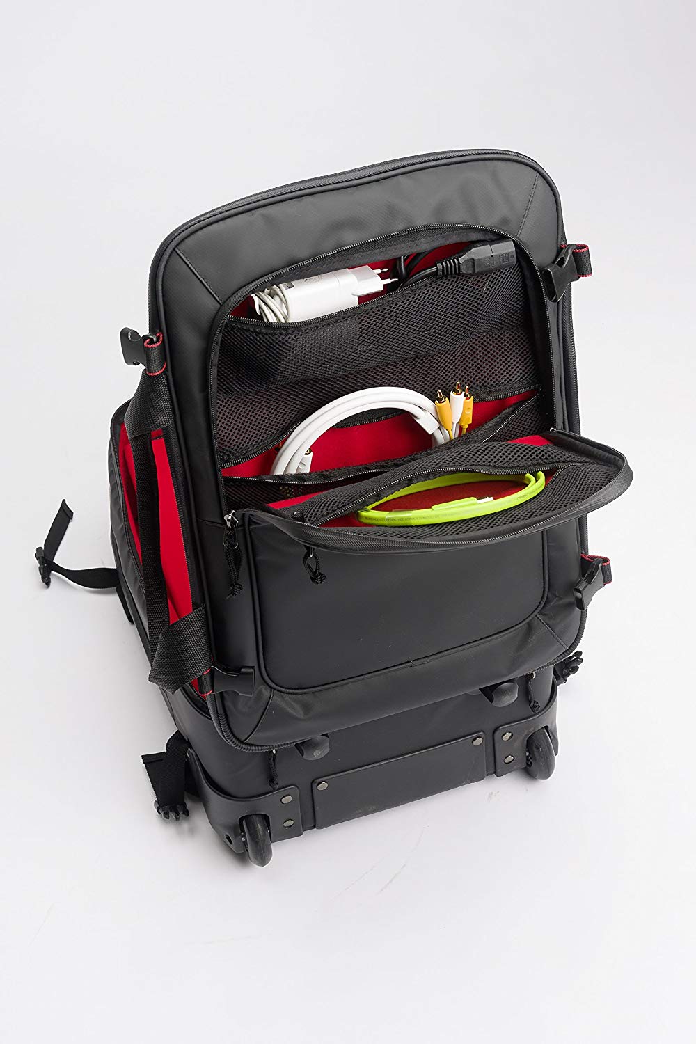 Magma RIOT Carry-On Trolley по цене 26 503.00 ₽