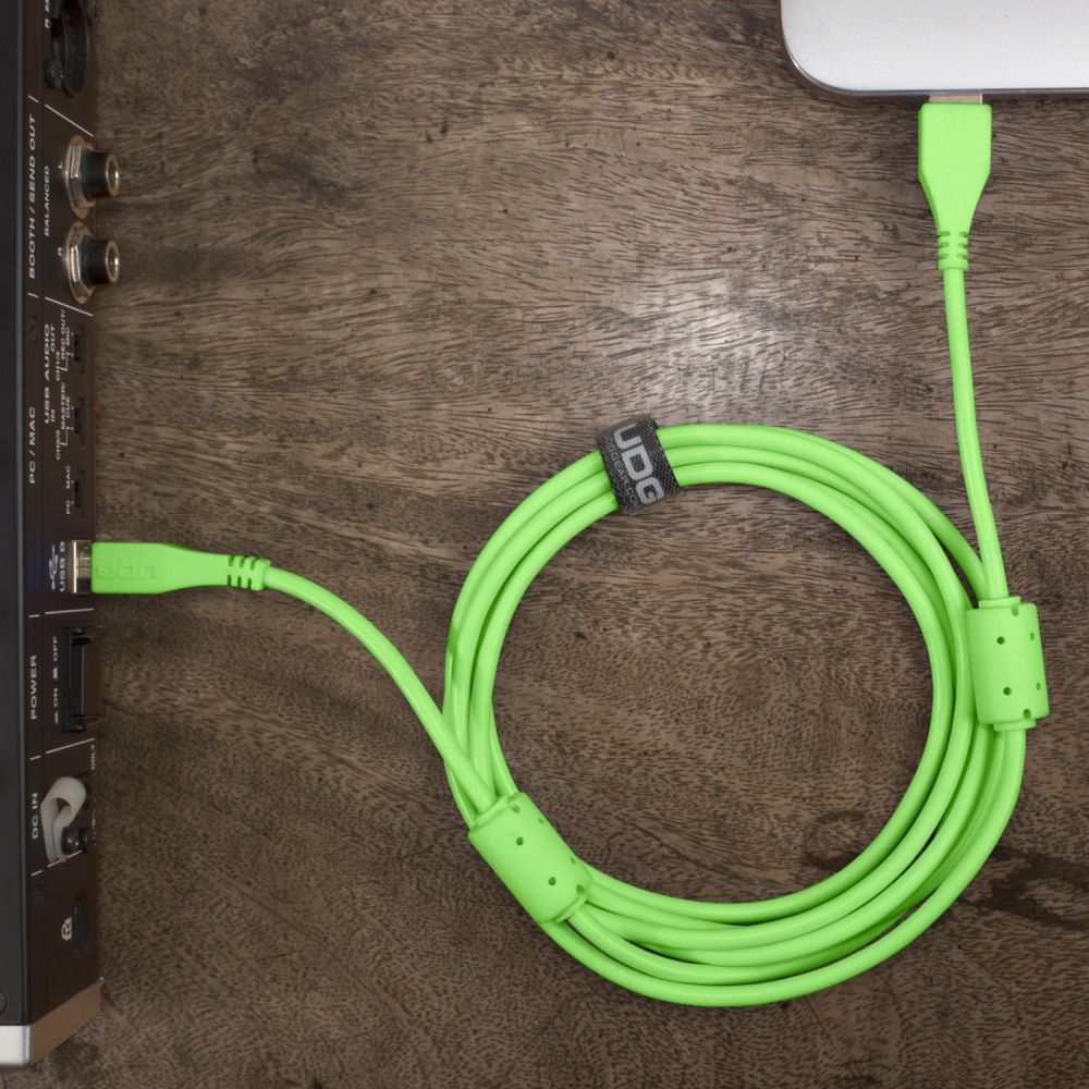 UDG Ultimate Audio Cable USB 2.0 A-B Green Straight 1 m по цене 2 016 ₽