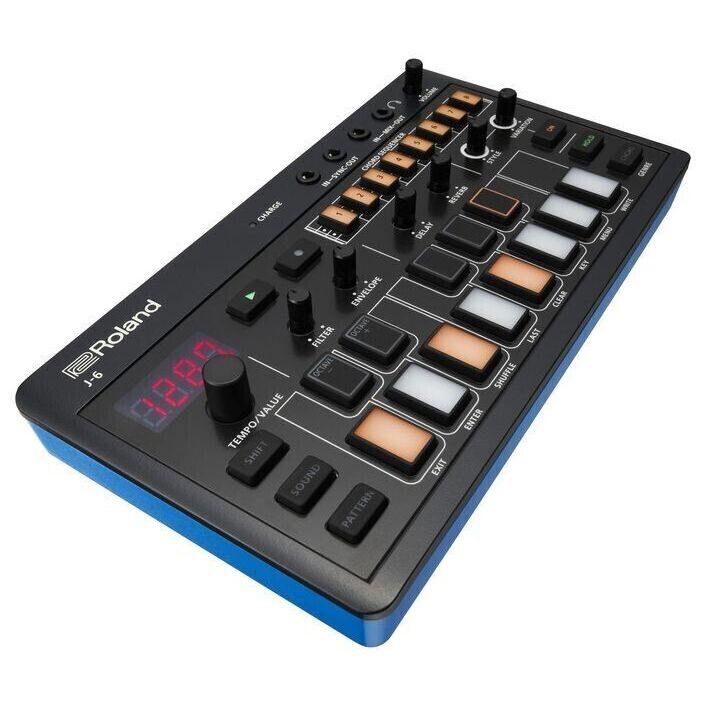 Roland J-6 по цене 23 850 ₽