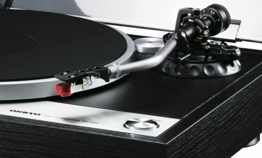 Onkyo CP-1050 Dark по цене 60 000 ₽
