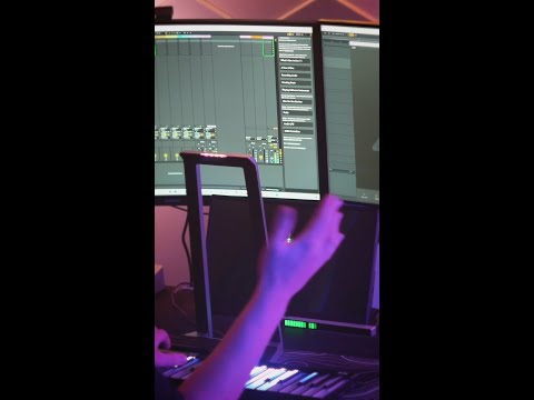 Behringer Wave по цене 94 000 ₽
