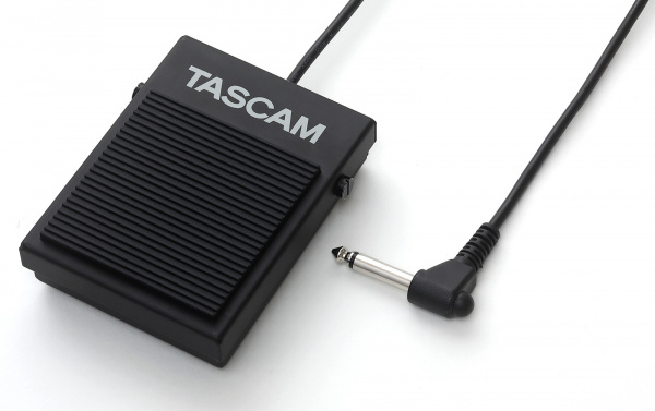 Tascam RC-1F по цене 2 990 ₽