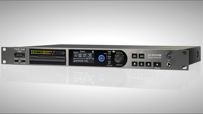 TASCAM | Высококачественный мастер-рекордер DA-3000SD возвращается