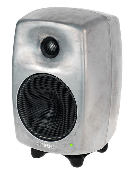 Genelec 8030CRw по цене 69 600 ₽