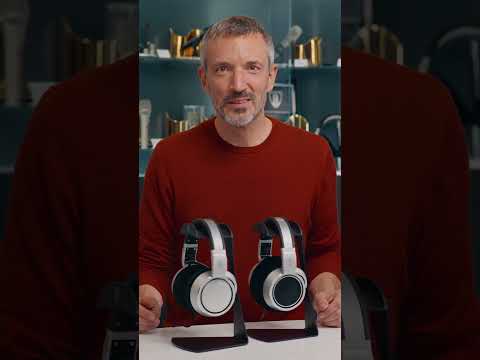 Combining precision with comfort #MonitorMonday #Shorts #Headphones