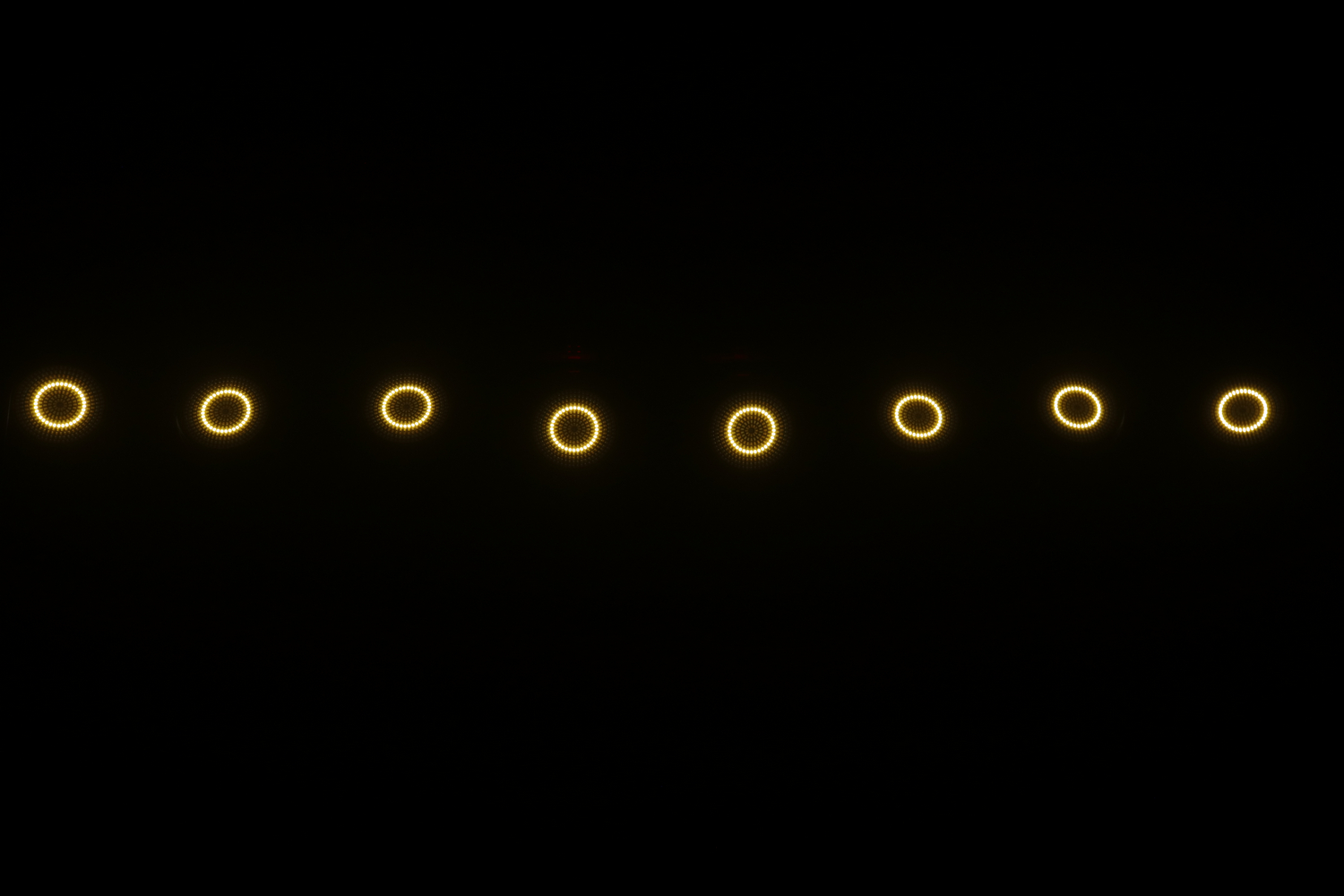 Involight LEDSTROB350 по цене 8 890 ₽