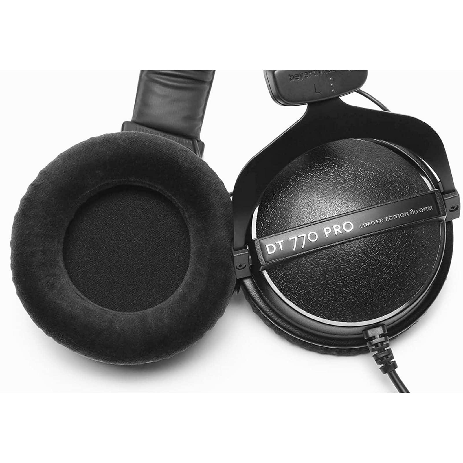 Beyerdynamic DT 770 PRO Black Limited Edition 80 Ohm по цене 19 100 ₽