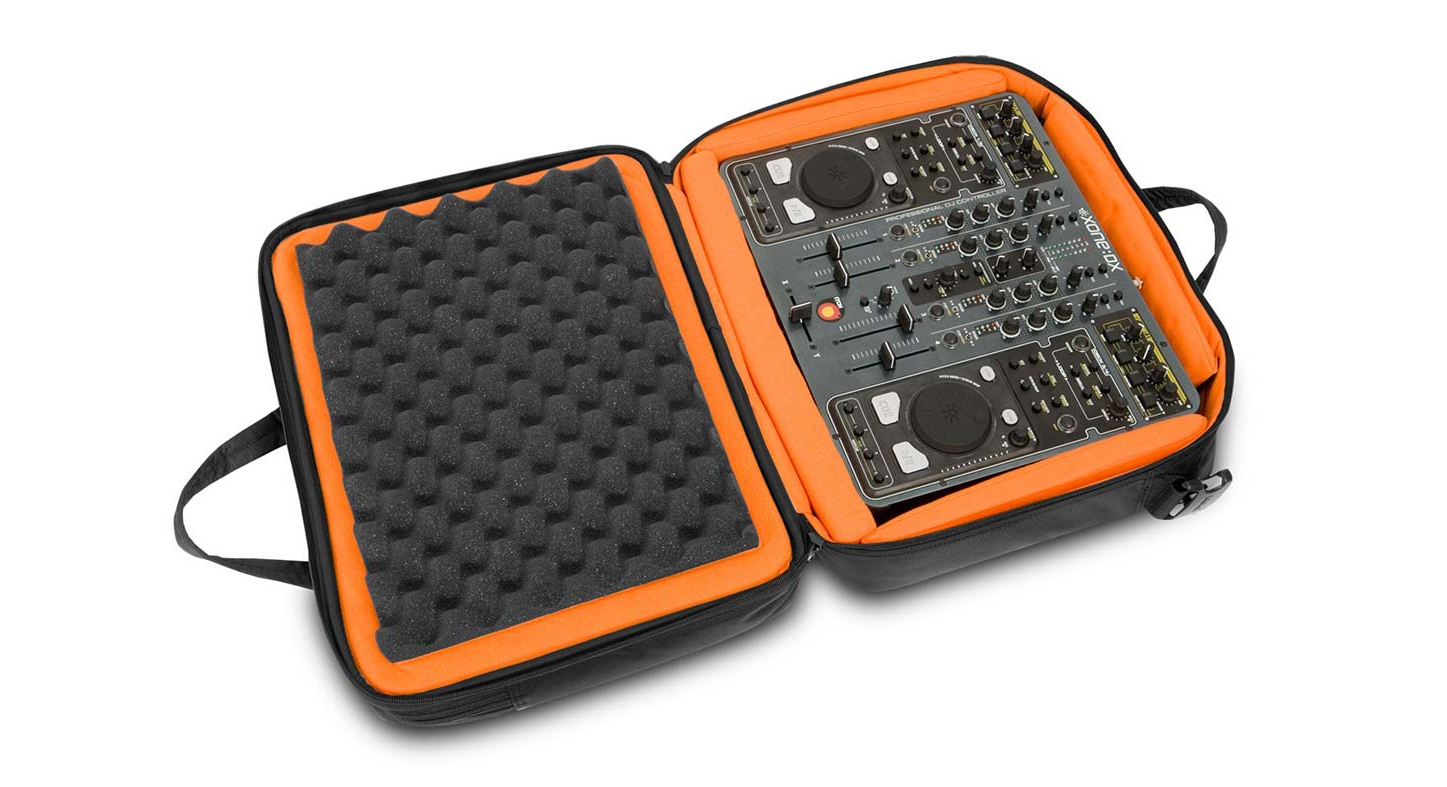 UDG Ultimate MIDI Controller SlingBag Medium Black/Orange по цене 13 800 ₽