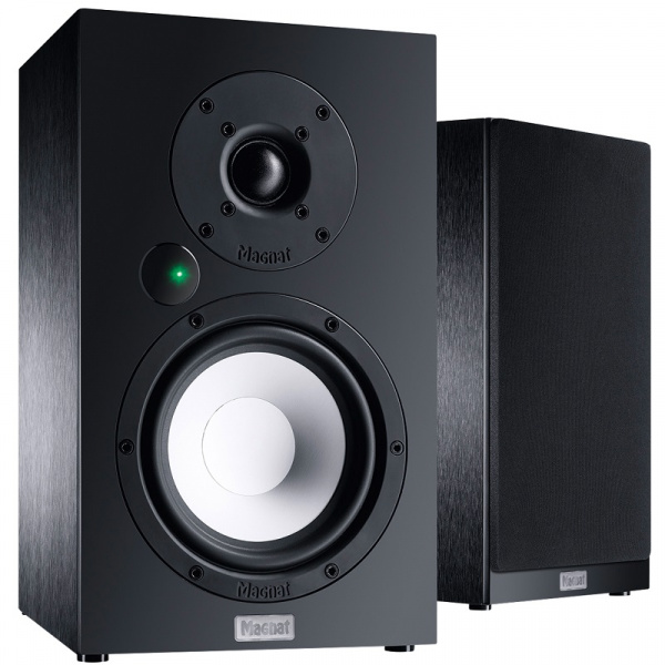 Magnat Multi Monitor 220 Black по цене 60 000 ₽