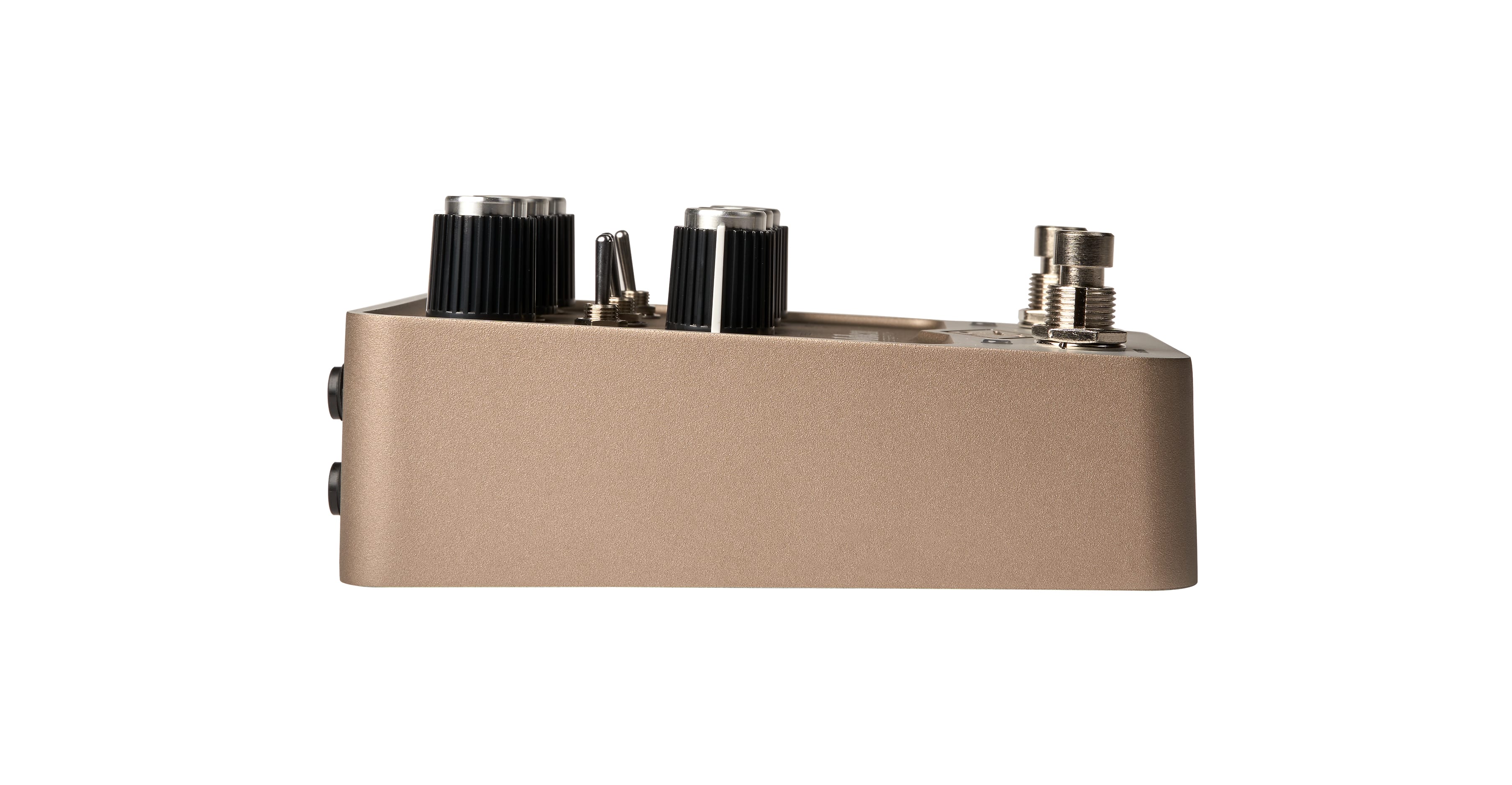 Universal Audio UAFX Golden Reverberator по цене 58 250 ₽