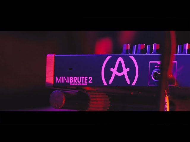 Arturia MiniBrute 2 Noir по цене 71 000 ₽