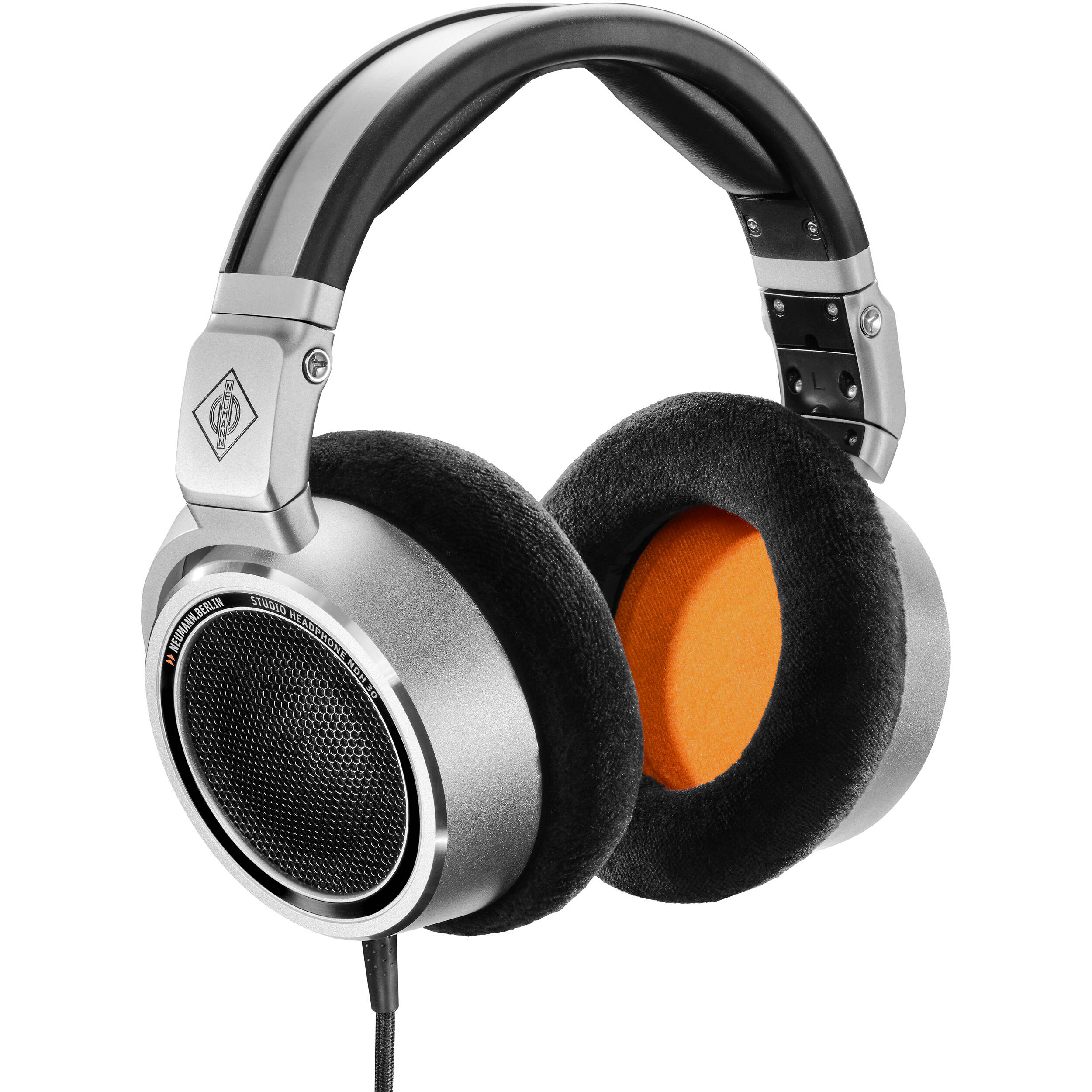 Neumann NDH 30 по цене 100 000 ₽