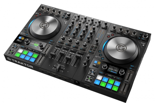 Аренда контроллера NI Traktor Kontrol S4 mk3 по цене 0.00 руб.