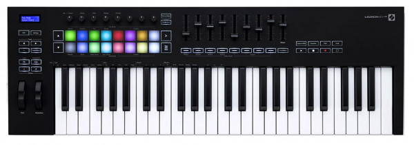 Novation Launchkey 49 MK3 по цене 30 642 ₽