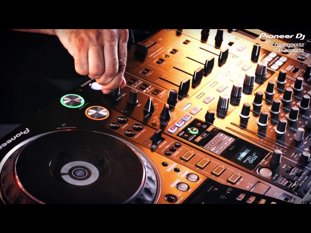 Roger Sanchez - CDJ-2000NXS2 & DJM-900NXS2 Performance