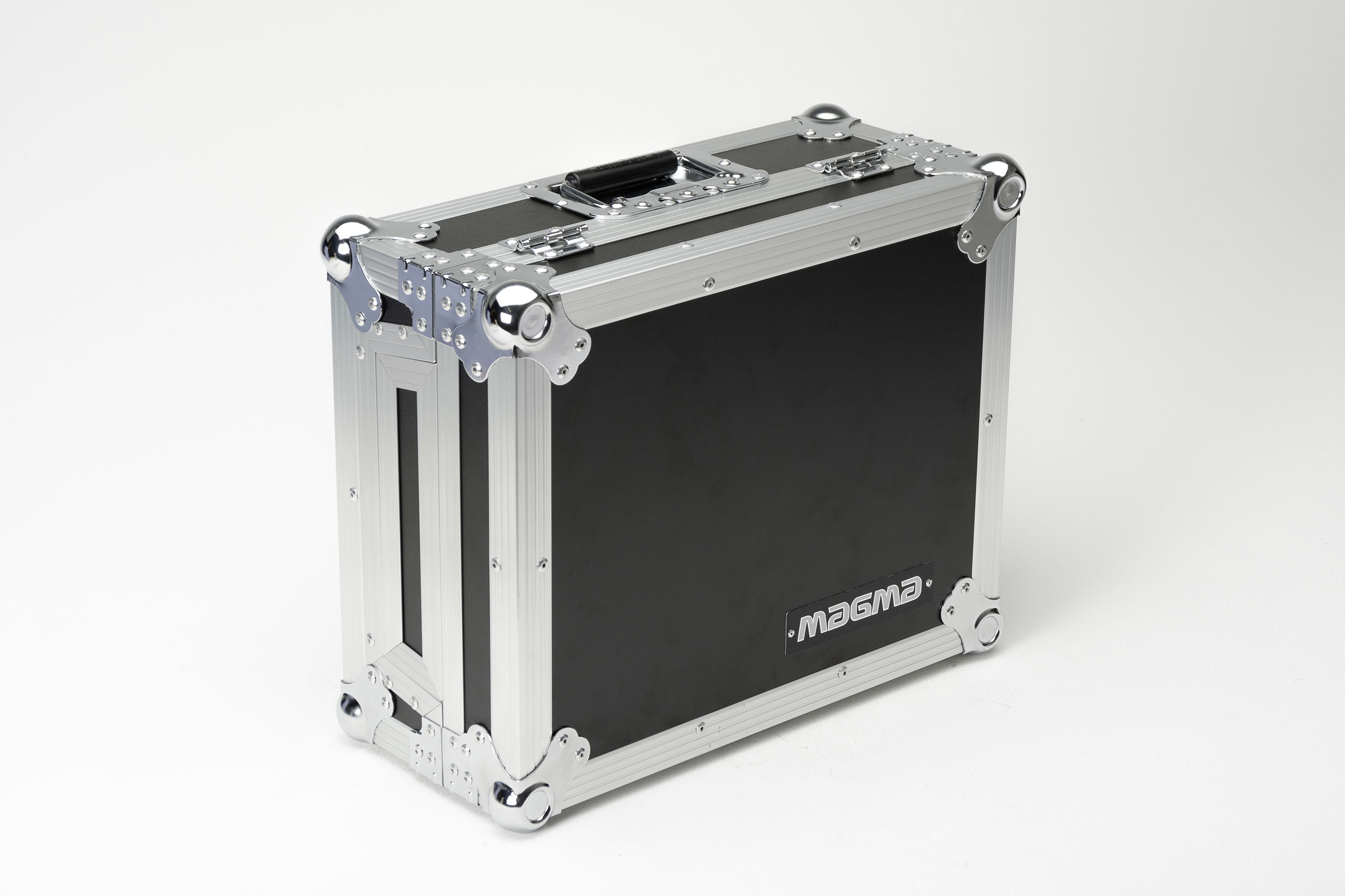 Magma DJ-Controller Case SC-5000 Prime black/silver по цене 24 000 ₽