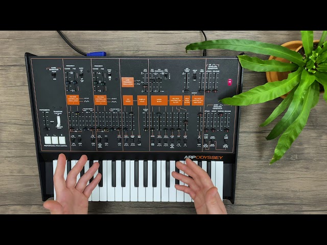 Behringer Odyssey по цене 57 350 ₽