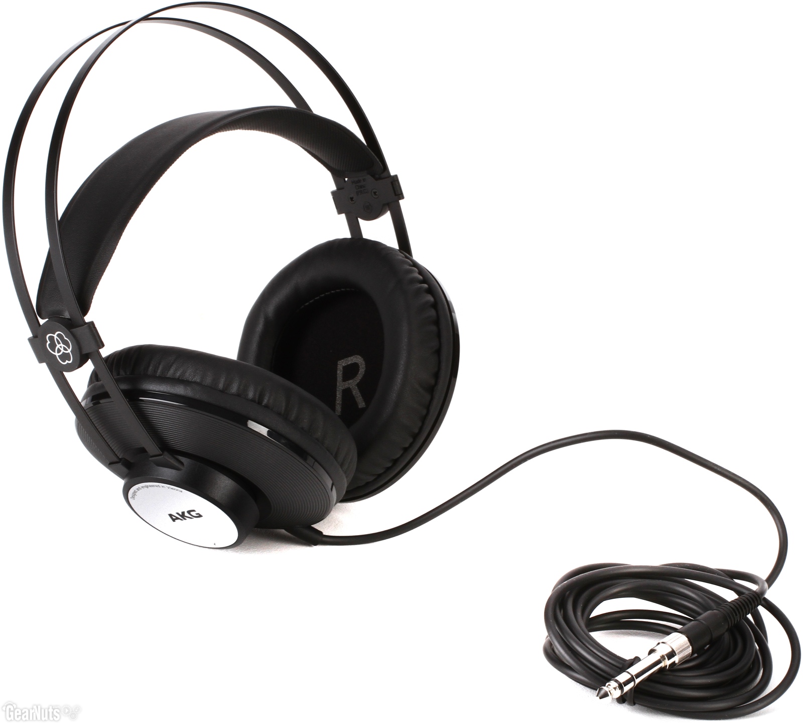 AKG K72 по цене 7 950 ₽