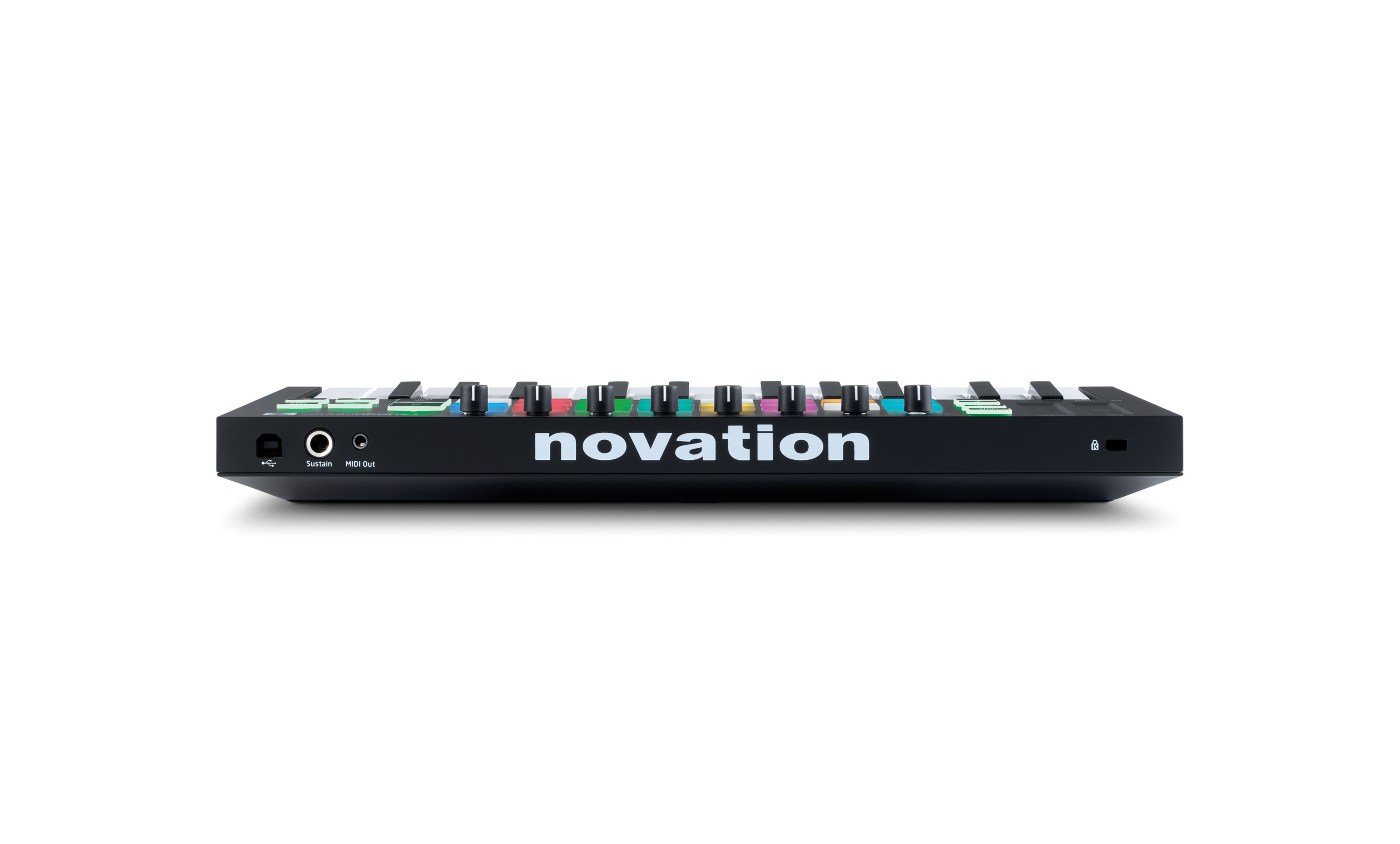 Novation LaunchKey Mini MK3 по цене 13 950 ₽