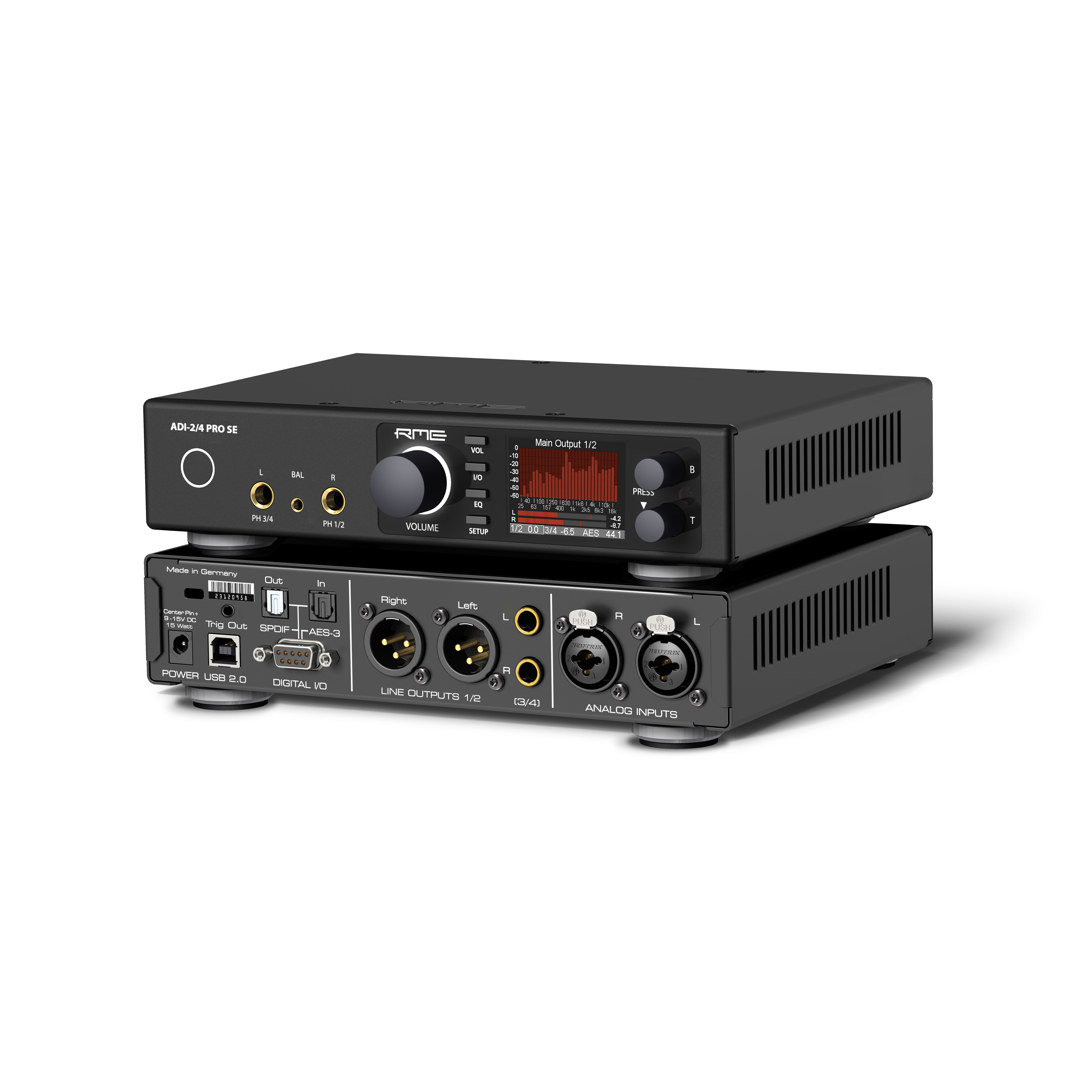 RME ADI-2/4 Pro SE по цене 280 800 ₽