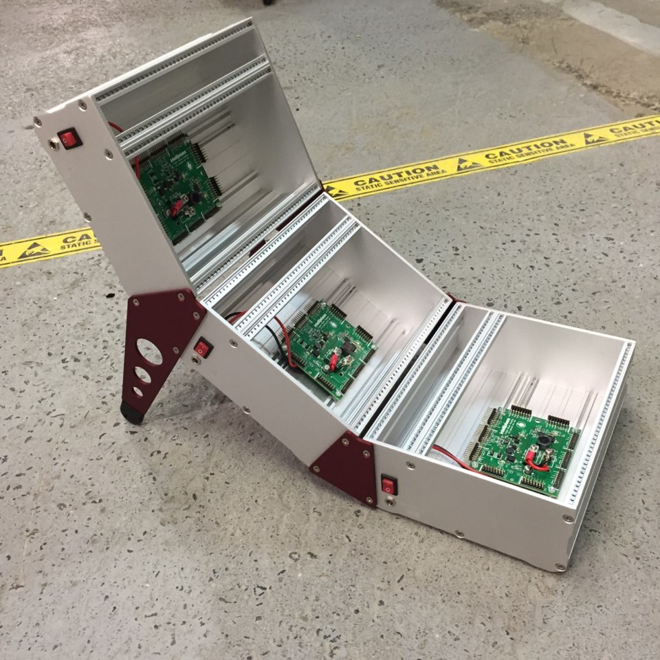 Intellijel 4U Joiner Plates (Set) купить Модули и рэки в Москве в интернетмагазине по низкой цене.