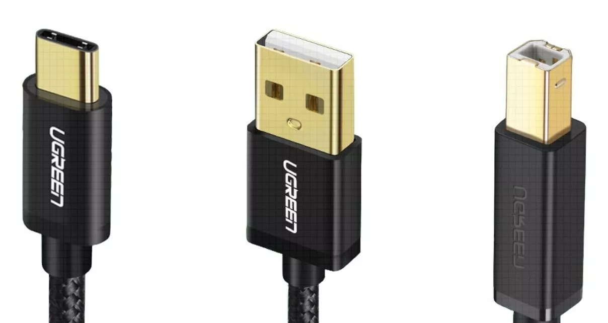 Слева направо: USB-C, USB-A ("старая" компьютерная сторона диджейского USB-кабеля), USB-B (старая и все еще широко используемая "контроллерная"/"микшерная" сторона диджейского USB-кабеля); современные кабели могут содержать любую комбинацию этих трех разъемов, но все чаще встречаются USB-C на обоих концах. Слева направо: USB-C, USB-A ("старая" компьютерная сторона диджейского USB-кабеля), USB-B (старая и все еще широко используемая "контроллерная"/"микшерная" сторона диджейского USB-кабеля); современные кабели могут содержать любую комбинацию этих трех разъемов, но все чаще встречаются USB-C на обоих концах.