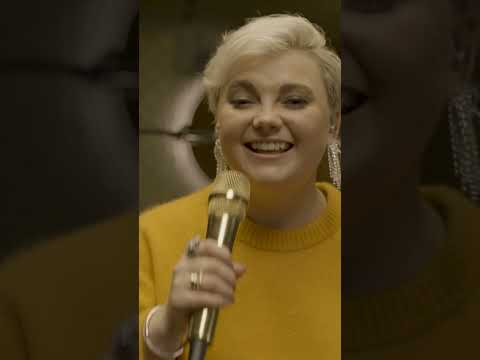 Joyful Time by Ela | Holiday Song in Binaural Audio (Exclusive Performance) | Sennheiser