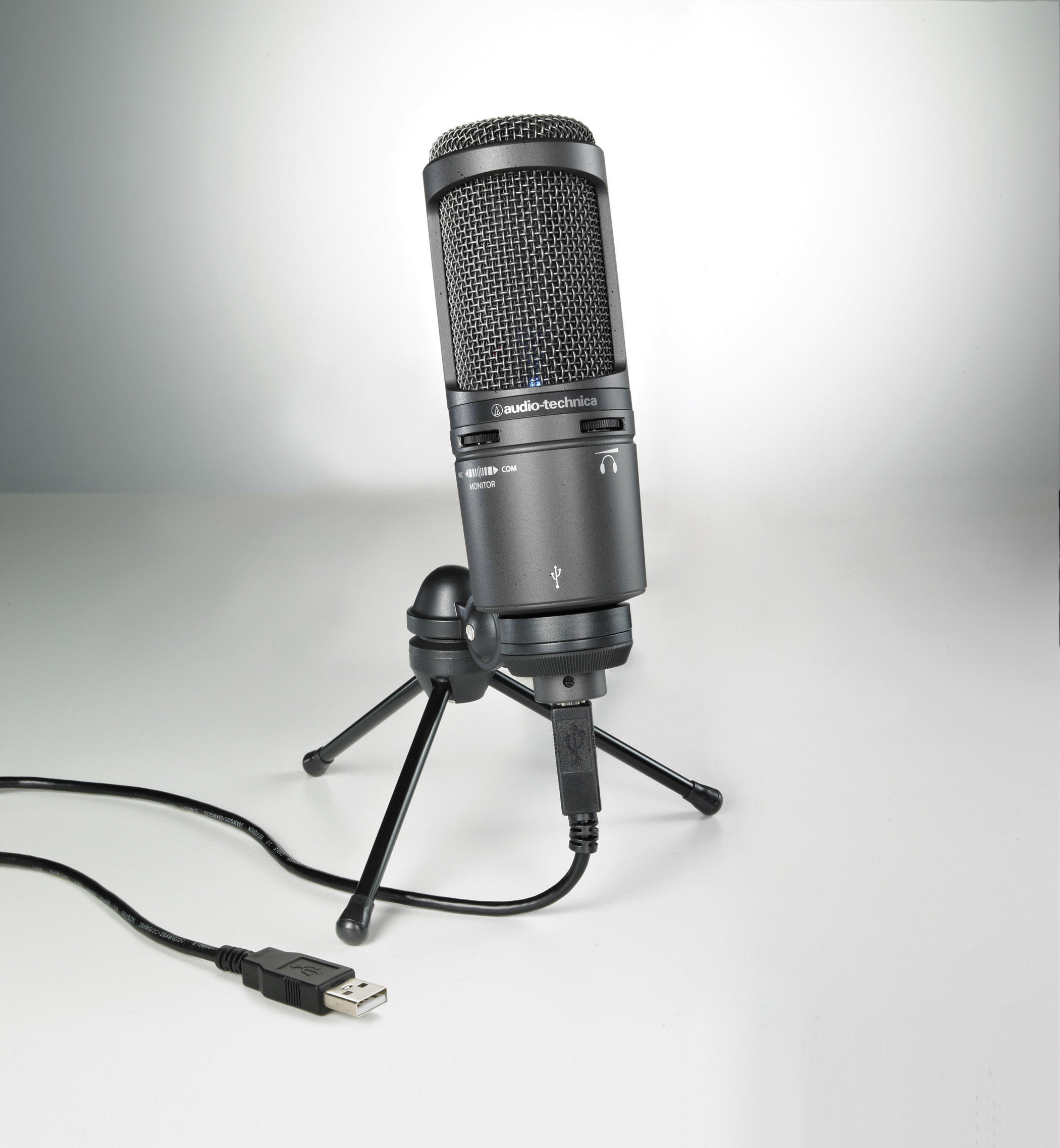 Audio-Technica AT2020USB+ по цене 19 200 ₽
