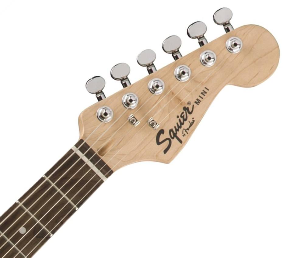 Fender Squier Mini Strat V2 BLK по цене 24 100 ₽